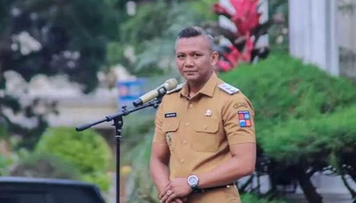 Bukan Soal Besar Kecilnya Bantuan, Ini Pesan Jenal Mutaqin di Balik Donasi Guru Bogor untuk NTT