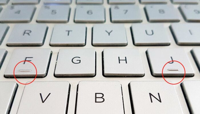 Bukan Hiasan, Ini Fungsi Tonjolan Kecil pada Tombol F dan J di Keyboard