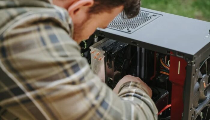 Jangan Asal Rakit PC! Ini 6 Kesalahan yang Bisa Bikin Boros Biaya dan Ganggu Performa