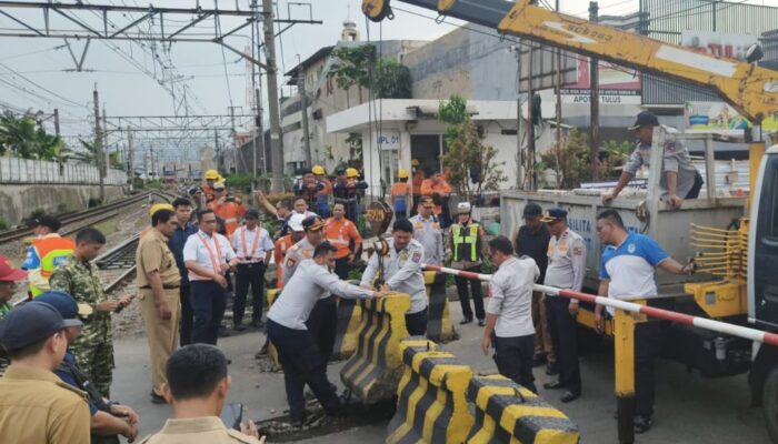 Perlintasan MA Salmun Bogor Ditutup Permanen, Warga Ardio Tetap Bisa Lewat